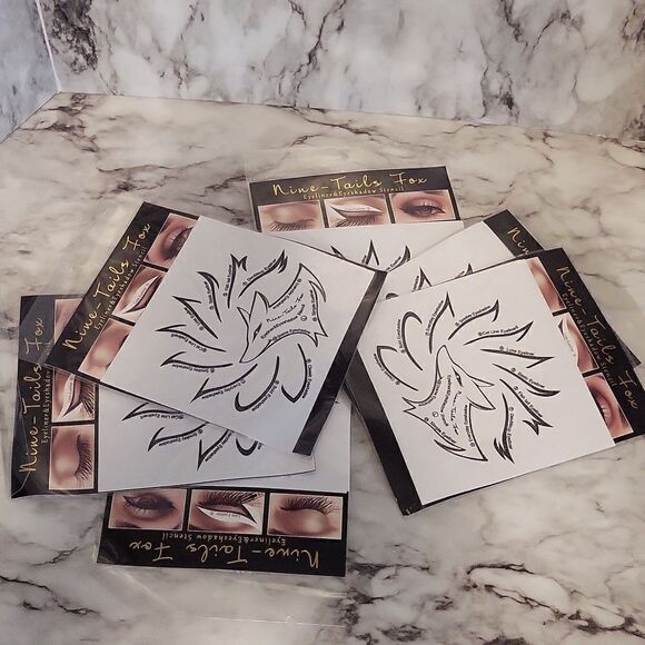 Precision Eyeliner & Eyeshadow Stencil Kit 2 Pack ( 24 stickers ) - Picture 8 of 10